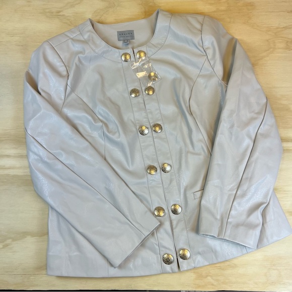 GRAVER Susan Graver Faux Leather Long Sleeve Jacket Pale Stone Color Size 12 - Picture 2 of 13